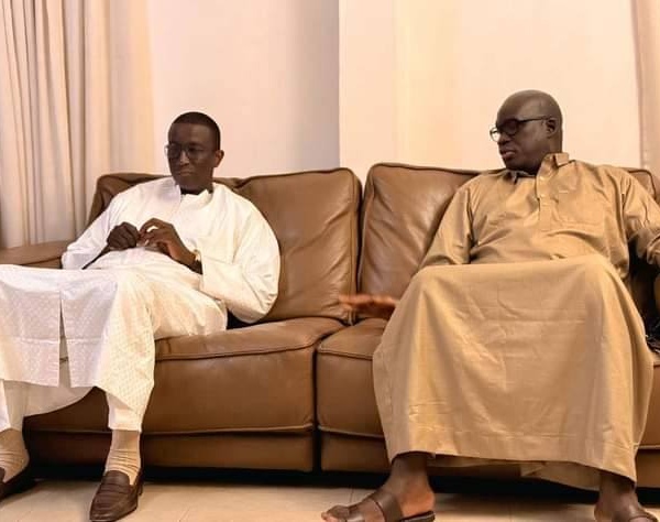 Photos : Amadou BA chez la famille de Mamadou Moustapha Ba