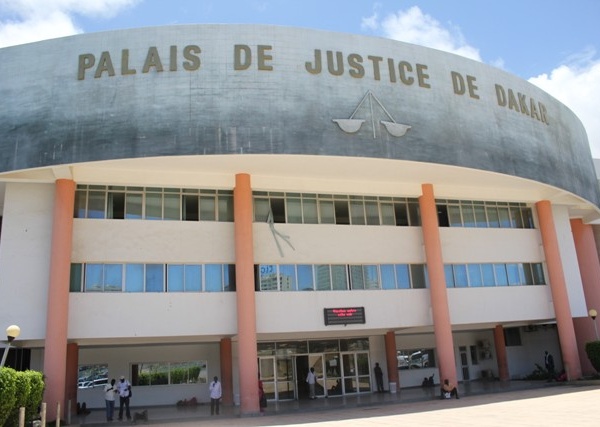 Les cinq partisans de Farba Ngom, acquittés par le tribunal des flagrants délits de Dakar