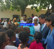 Agenda : Manuel Valls était à l'école franco-sénégalaise Dial Diop avant de rencontrer quelques compatriotes à la Résidence française