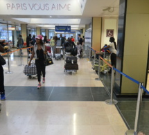 Les premières images de l'arrivée de Titi , Salam Diallo, Dess Major et les musiciens à l'aéroport d'Orly.