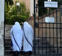 Italie : deux anciennes nonnes se marient