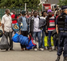 Migrants : la France propose 2 500 euros pour rentrer au pays