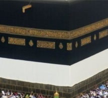 Arabie Saoudite: Un homme tente de s'immoler par le feu devant la Kaaba