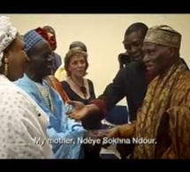 Vidéo souvenir 2005 – Quand Youssou Ndour présentait ses parents au Président Wade…Regardez