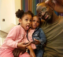 Photo: Mamadou Sakho se régale avec ses enfants pour son anniversaire ( 27 ans)