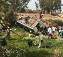 (Urgent) Autoroute à péage de Mbao: Un car « Ndiaga Ndiaye » s’est renversé et fait plusieurs blessés