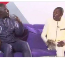 Vidéo – Incroyable : Énervé, Thiamass s’en prend rudement à Tonton Tapha « Django djongoo.. » et quitte le plateau !