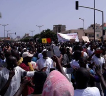 Images -Marche de protestation des musulmans sénégalais contre le massacre des Rohingyas (Birmanie)