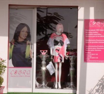 VIVEZ CHIC ET GLAMOUR CHEZ COBRA BEAUTY HAIR SHOP DECOLE FAYE SUR LA VDN APRES L'ANCIEN GOOD RADE.