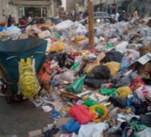Grève des concessionnaires: Dakar aux allures de Mbeubeuss (Photos)
