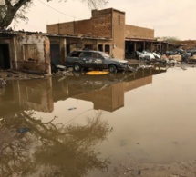 Gare routière à Louga inondée : les riverains accusent les agents de la mairie de Louga d’avoir bouché le canal d’évacuation des eaux pluviales