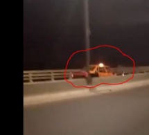 Vidéo: Incroyable mais vrai, un taxi roule en sens inverse sur l’autoroute à péage