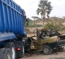 Un violent choc entre camion et un taxi-clando sur le chemin des ICS fait deux morts (Photo)