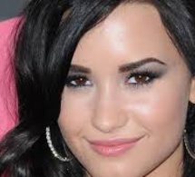 Demi Lovato a été victime de hacking. sur la toile. Des pirates ont pris le contrôle d'un de ses comptes sur les réseaux sociaux et ont publié ses photos dans les réseaux sociaux. Elle