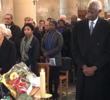 ABDOU DIOUF ET SON ÉPOUSE ÉLISABETH À LA MESSE POUR COLETTE SENGHOR