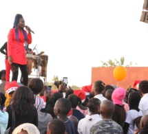  COUMBA GAWLO A FÊTÉ NOËL AVEC LES ENFANTS ET LEURS FAMILLES