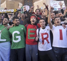 Algérie: Foule compacte lors de la 50e manifestation contre le régime