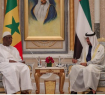 Photos : Signature du livre d’or avec le Président Macky Sall au Palais Royal Qasr Al Watson