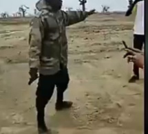 Un homme armé interdit des députés de franchir les terres réservées à Babacar Ngom,voici la vidéo qui choque les sénégalais