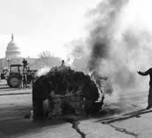 De l’incendie par les Britanniques aux émeutes pro-Trump: quand le danger a plané sur le Capitole