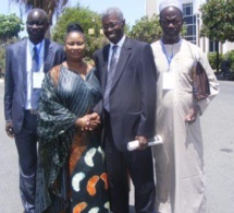 Mr Diop pdg et Mme Diop directrice de l'ISEG en compagnie du professeur Souleymane Bachir Diagne. Président du comité de pilotage de la CNAES