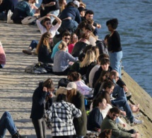 Covid-19: le gouvernement ne veut pas confiner le week-end en Île-de-France