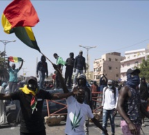 Mamadou, frère de Cheikhouna Ndiaye, mort dans les manifs: "Il n'a pas été tué par la police, il a été poignardé"