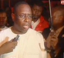 Vidéo: Macky Sall se rend dans les zones inondées à Grand Yoff « J’ai conduit en venant » Regardez