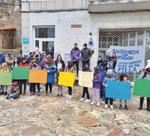 Espagne : Pour récupérer sa fille, le Sénégalais est soutenu par Manzaneda