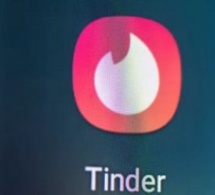 Des soldats russes trahissent leur position en draguant des Ukrainiennes sur Tinder