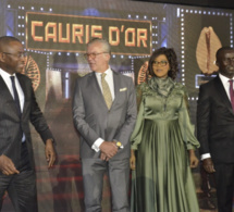 Revivez la 17e édition des Cauris d’Or, la plus prestigieuse soirée de gala en AFRIQUE de l OUEST la constance