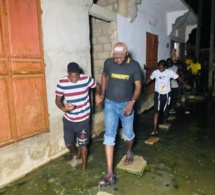 Inondations à Saint-Louis : Le DG du CROUS vole au secours des populations et leurs apporte son soutien