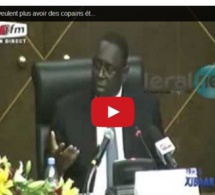 Macky Sall: les filles ne veulent plus avoir des copains étudiants, mais plutôt des lutteurs comme copains Regardez