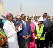 Photos/ Popenguine: Visite du Président Macky Sall des travaux de construction du nouveau sanctuaire marial