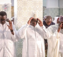 Tournée économique : le Chef de l’État Macky Sall a effectué la prière du vendredi à la Grande mosquée de Sédhiou.