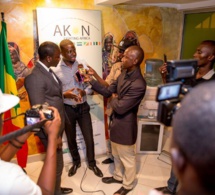 Appel au travail de Macky Sall, Akon en phase avec le Président