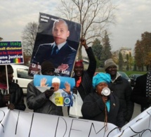 Sit-in devant le Consulat à Milan pour dénoncer la «détention arbitraire de Karim Wade»