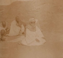 Un collectif de talibés mourides acquiert des photos de Serigne Touba.