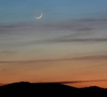 URGENT : Le centre d’observation en Arabie Saoudite vient d’annoncer l’apparition du Croissant lunaire