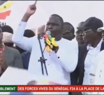 Manifestation de F24 : Khalifa Sall accueilli par un tintamarre, les leaders font bloc autour de lui