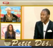 Ndella Amar GUEYE Maquilleuse pro et Tange Tandian invités dans Petit Dej - Mardi 23 Décembre 2014 - WALFTV