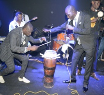 Images:Le rendez-vous dominical des Almadies  avec Pape Diouf au Baramundi du dimanche 04 janvier: C'est le "Rakkaju show"