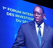 Forum Invest Sénégal : La journaliste Diarra Ndiaye pose une question à Macky Sall et met...