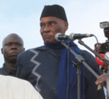 (Photos-Vidéos) Me Abdoulaye Wade : » Contrairement à Macky Sall, Diouf est un démocrate »