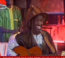 VIDEO: Demba Guissé, artiste sur Yeewu Leen