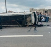 Technopôle: Un car Ndiaga Ndiaye se renverse et fait 30 blessés, dont 4 dans un état grave