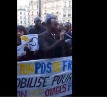 2 Vidéos-Macky Sall, Souleymane Jules Diop et Aminata Tall insultés à Paris lors de la manif des libéraux…Regardez