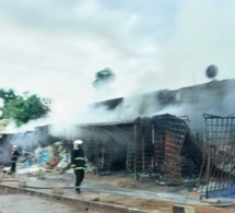 Incendie au marché central de Tamba : Une dizaine de cantines consumées par le feu (Photos)