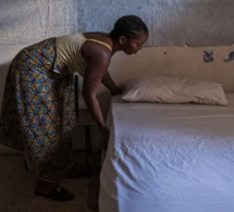 Femme de ménage, vendeur d’eau, travail de maçon... Quand des élèves travaillent durant les vacances pour avoir de quoi assurer la rentrée