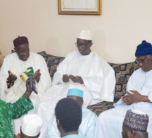 MAOLOUD 2023- Le premier Ministre Amadou Ba en visite à Tivaoune chez El Hadj Maodo Malick Sy pour les chantiers de l’hopital